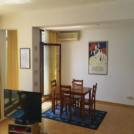 One-bedroom In Sv. Vlas Daire Sveti Vlas